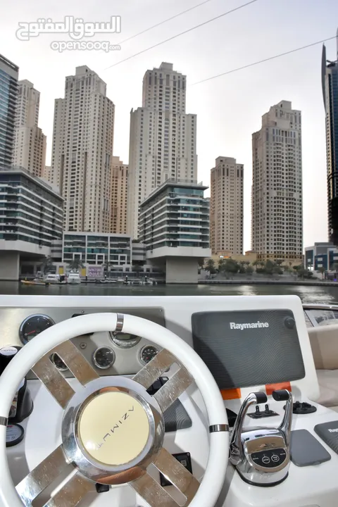 شركة تاجير يخوت في دبي مارينا مول للبيع