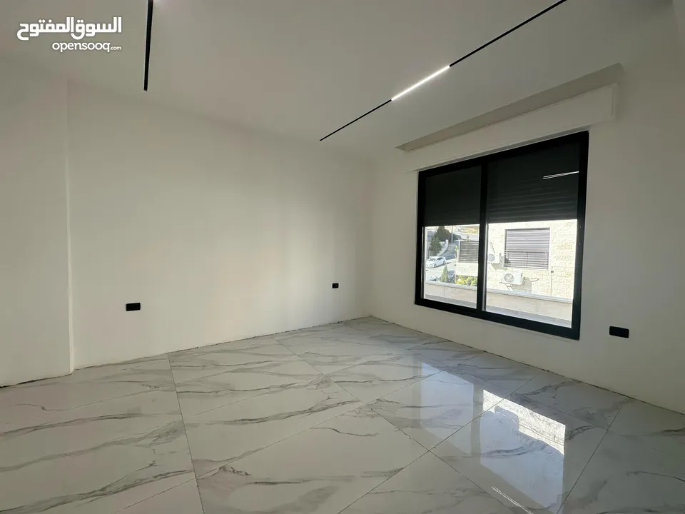 Unfurnished Apartment For Rent In Abdoun ( Property 41484 )-174516094