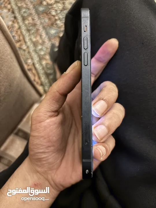 iPhone 12  64GB  استعمال شخصي