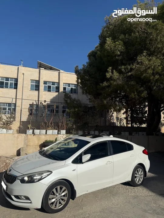 كيا سيراتو k3 سعرررررر حرررررررق حرررررررق مع فتحة سقف