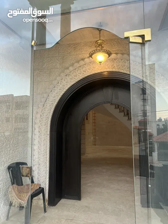 قصر فيلا فخمة جدا للبيع في الجبيهه