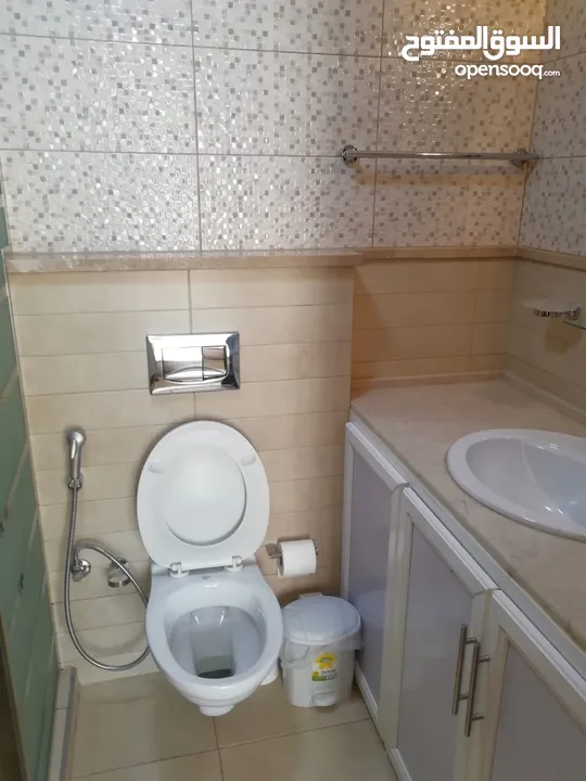 Ground floor apartment for rent (Daily or weekly) in Deir Ghbar..with garden