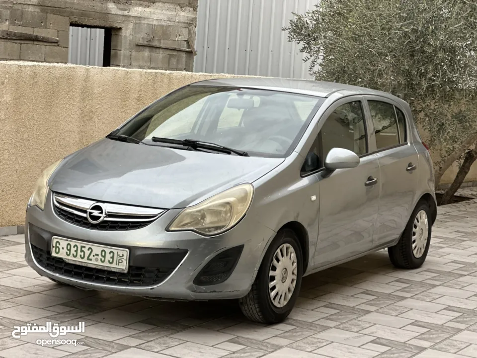 اوبل كورسا ترخيص 2012 جير عادي ماطور 1400!