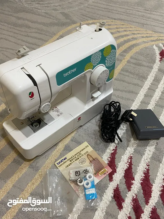 مكينة خياطة brother JC14 للبيع شبة جديدة  Brother JC14 sewing machine for  sale, almost new