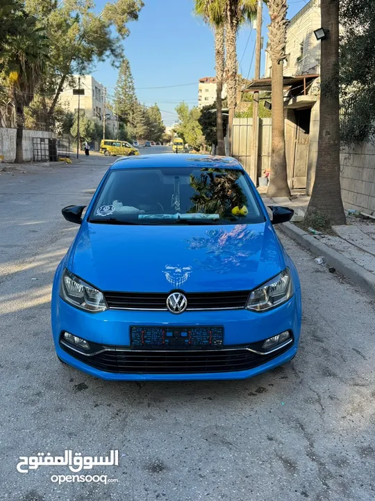 بولو polo مميزة بوضع الشركة