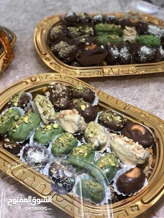 حلويات مشكلة و شوكولاته فاخرة ولا اروع