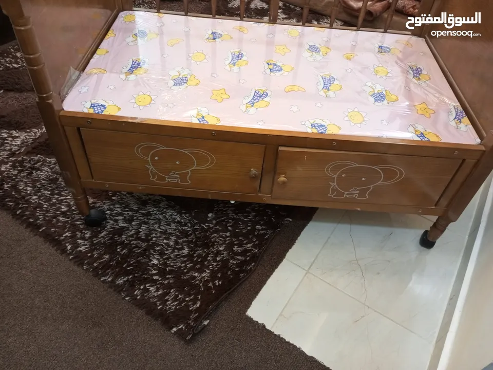 سرير بيبي....