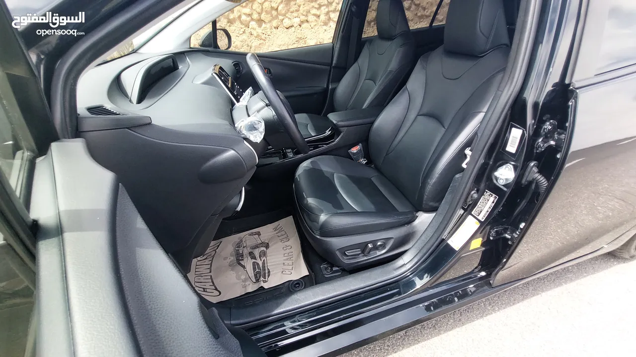 تويوتا بريوس 2022 XLE فحص كامل فل ما عدا الفتحة صنف بيرسونا TOYOTA PRIUS 2022 XLE FULLY LODED