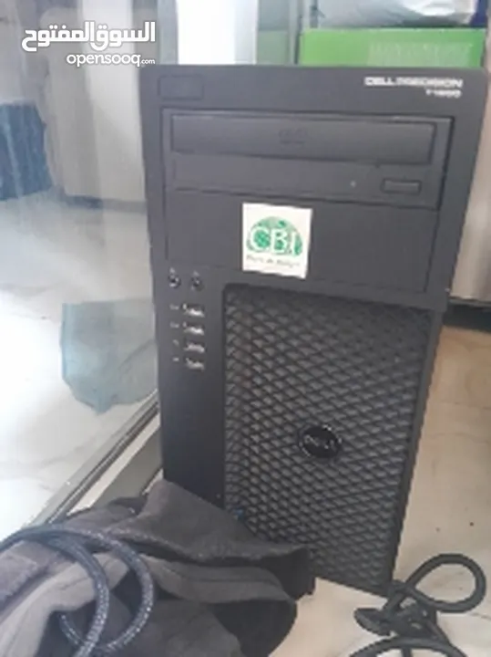 كمبيوترات  قديمة  للبيع  مع شاشات قديمة old pc's for sale