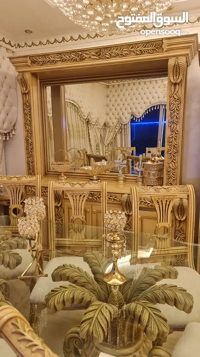 بوفيه خشب مع دنس سوار