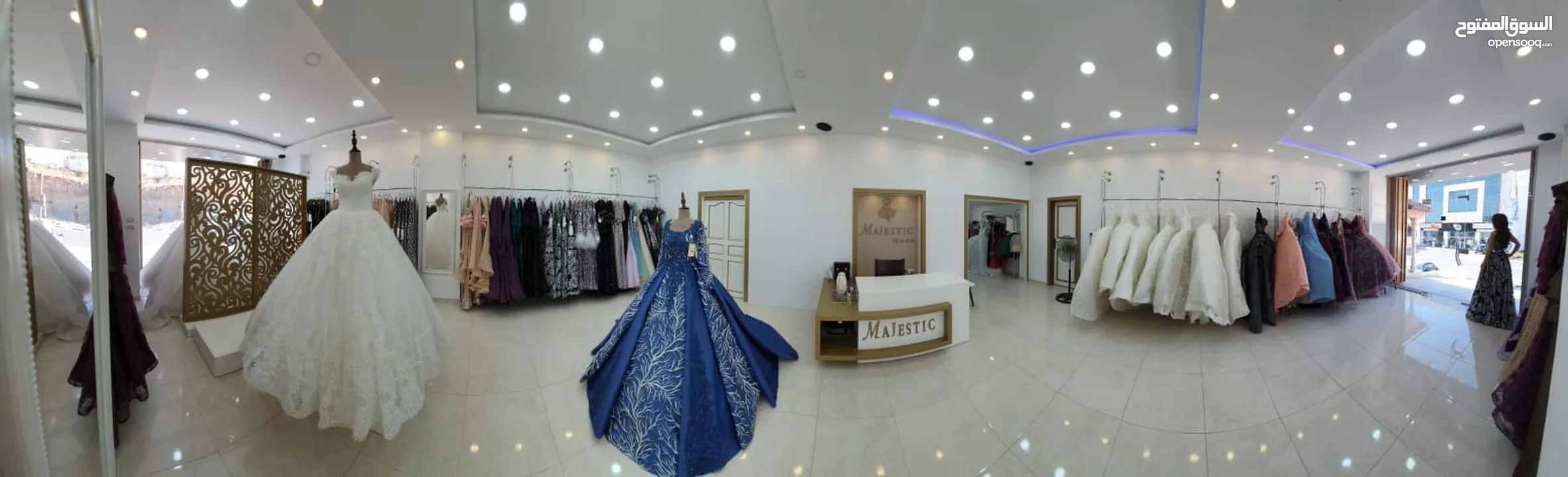 مطلوب شريك/شريكة لمحل فساتين زفاف وسواريه في  مناطقة بيتونيا