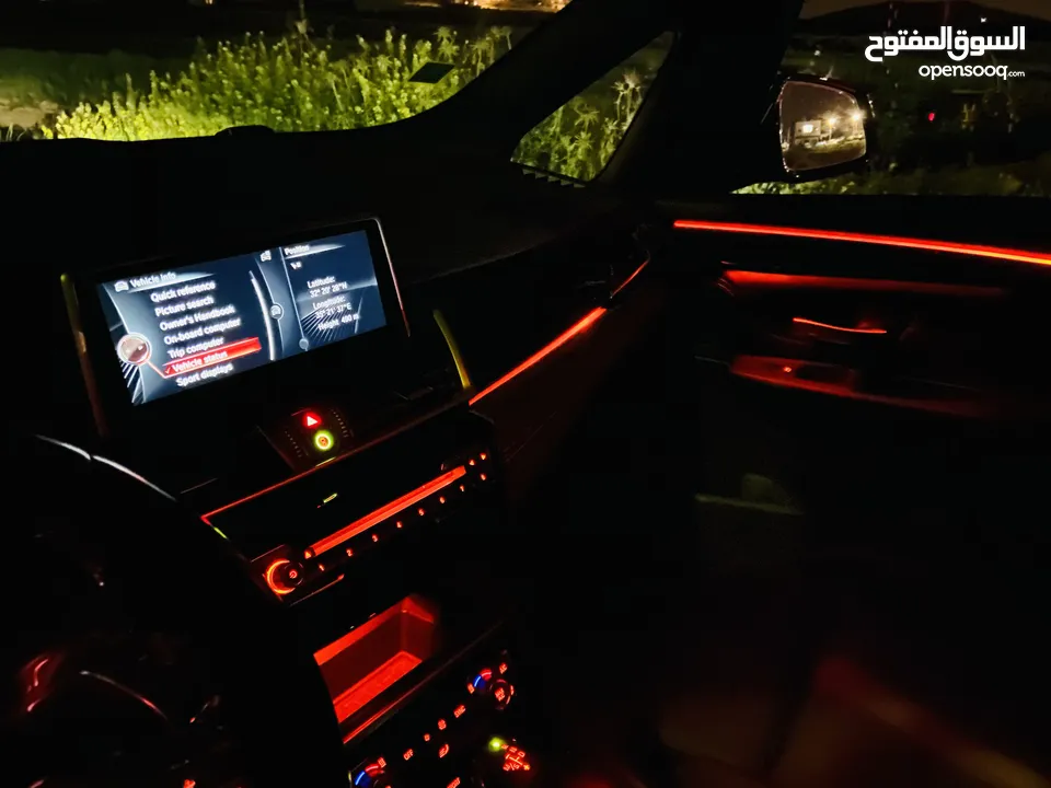 سيارة مميزة جداً، مُلفته للنظر،في رام الله BMW 218d 2017 , 7ركاب، محرك ديزل،2000 تيربو، اقتصادية