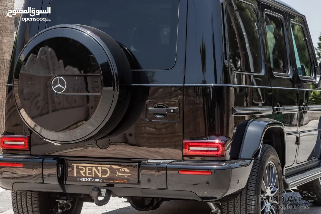 Mercedes G500 2024 Amg kit Night Package   السيارة وارد و كفالة الشركة و قطعت مسافة 2,000 كيلو