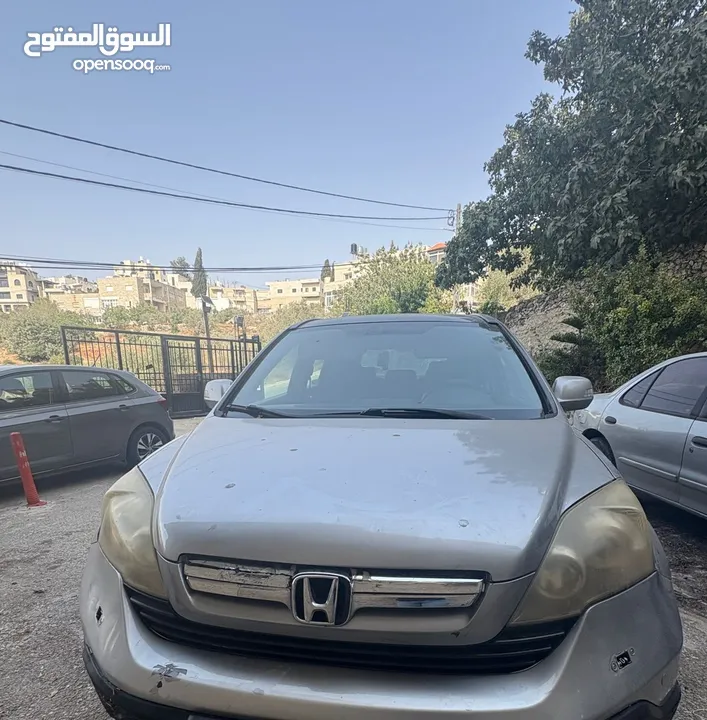 جيب هوندا crv دفع رباعي بحالة ممتازة جدا  بسعر مغري