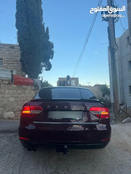 للبدل او البيع بسعر حرق كاش سكودا سوبير فل مسكر فتحه سقف كراسي كهرباء برادي خلفيه لدات اماميه وخلفيه