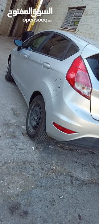 مطلوب سيارة  مطلوب
