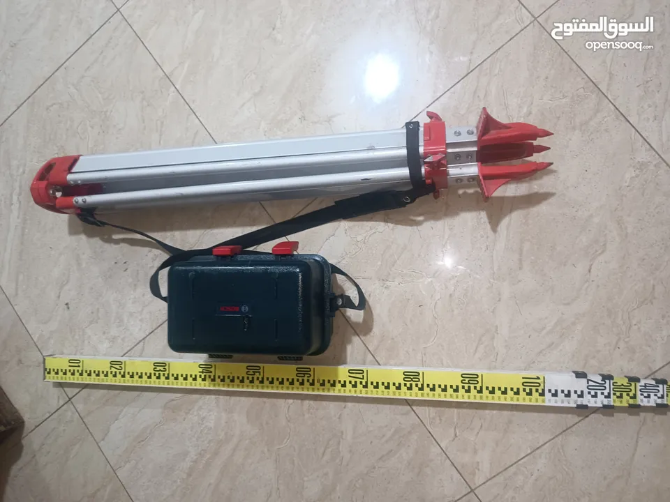 ميزان قامه بوش مع حامل ثلاثى مع مسطره 5 متر صيني BOSCH GOL 32D + BT160 + GR500  ...... .............