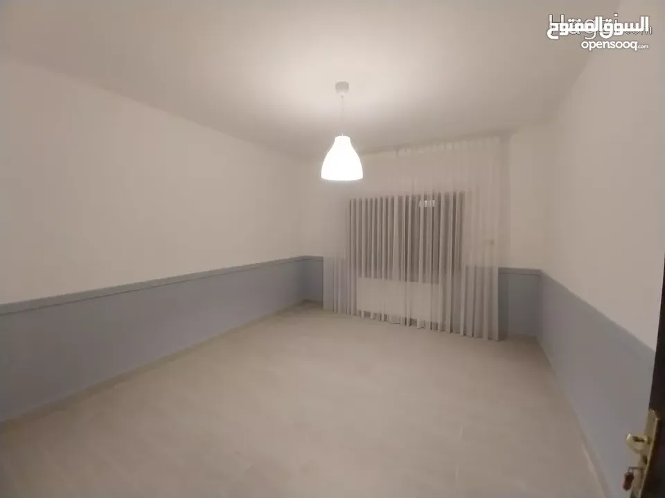 شقة غير مفروشة للإيجار 242م2 ( Property 18373 ) سنوي فقط