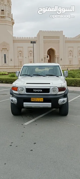 for sale FJ cruiser 2012 gcc spec