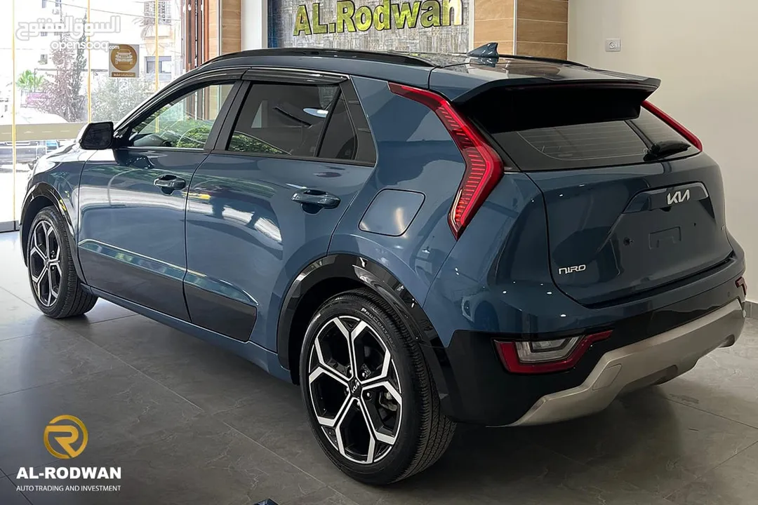 Kia niro  ترخيص 2024