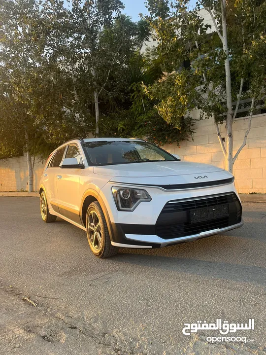 كيا نيرو 2022 فل عدا فتحة