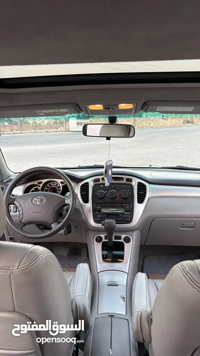 تويوتا هايلاندر 2006 فحص كاممللل (7 جيد )  بسعر مغري Toyota highlander 2006