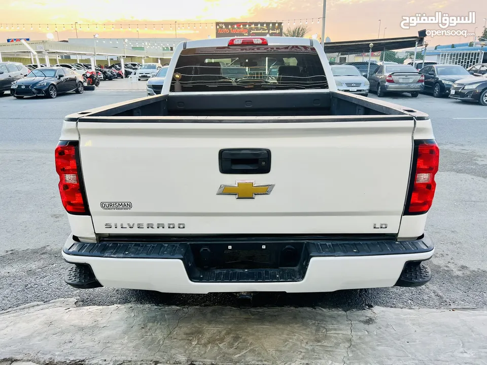 Chevrolet Silverado LT 2019 V8 4/4