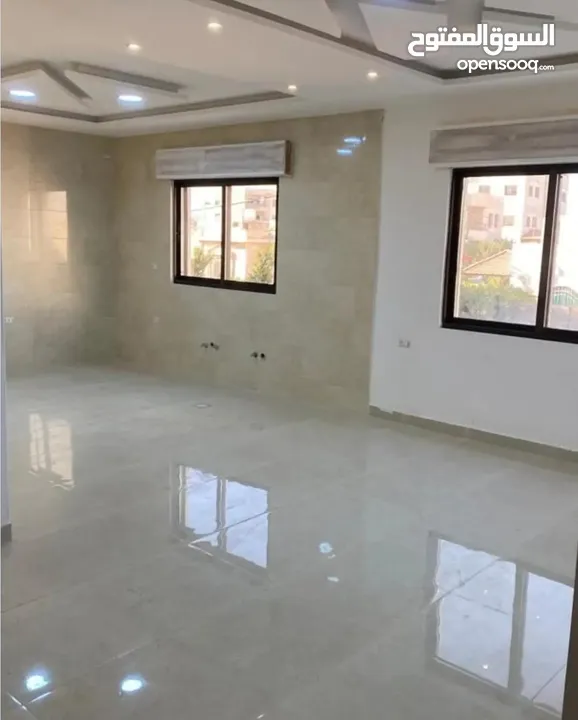 شقة للبيع - عمان – شارع الحرية - اول طريق البنيات
