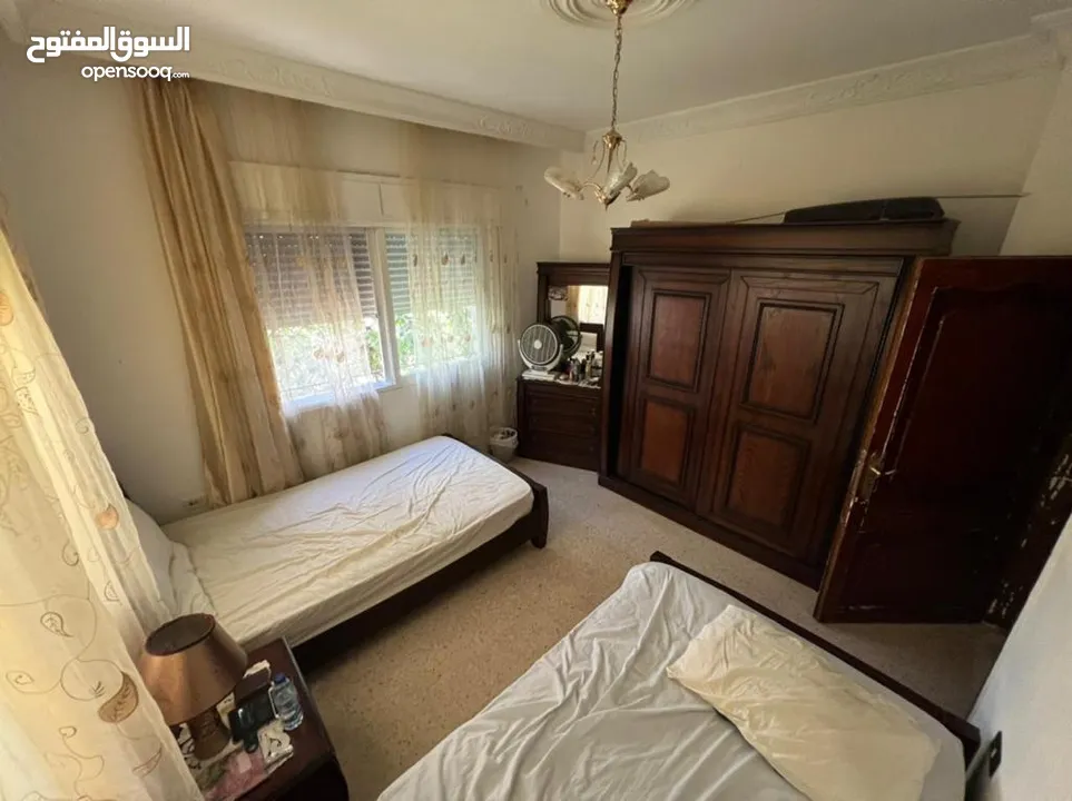 دابوق فيلا مستقله فلات موقع مميز مقابل حدائق الحسين وقرب ستي مول