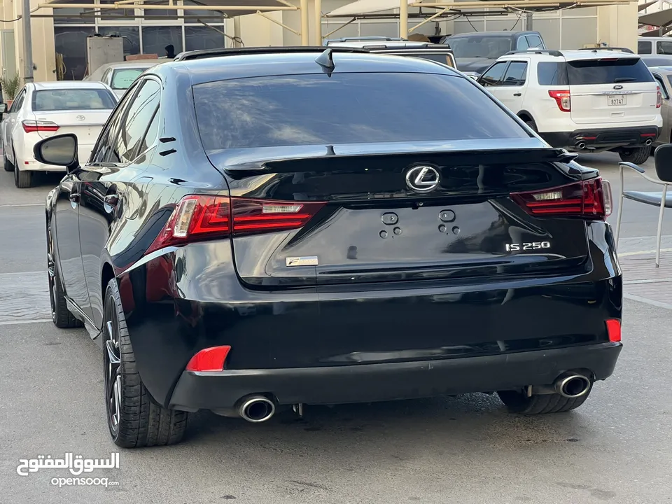 لكزس IS250 V6 F-SPORT موديل 2014 فل اوبشن دفع خلفى