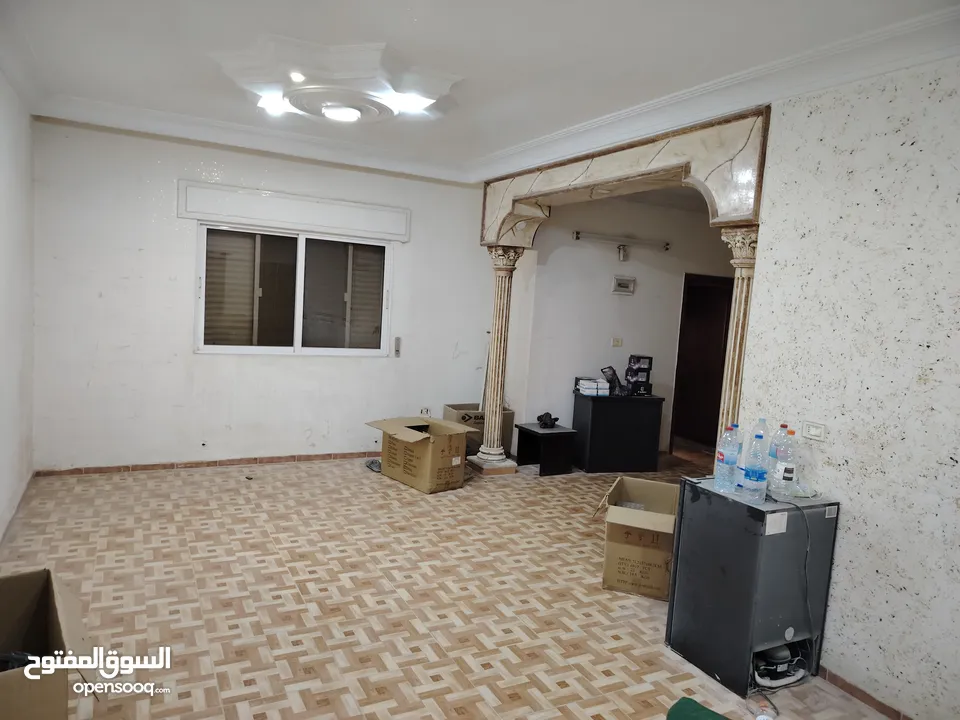 شقة أرضية للبيع ضاحية الأمير حسن