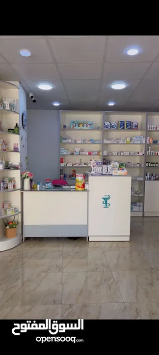 ديكور صيدلية بحال الجديد 2500