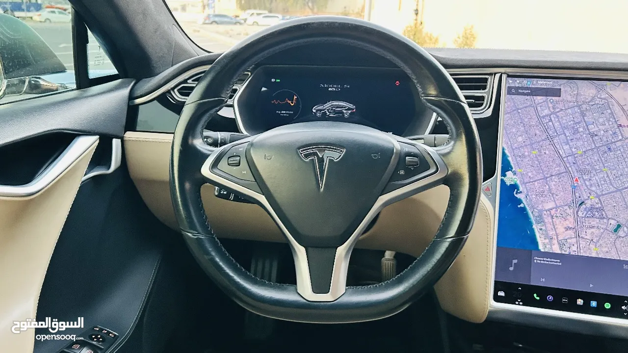 Tesla Model S 2015 - GCC - Dual Motor - P85 D - Full Service History - No Accident