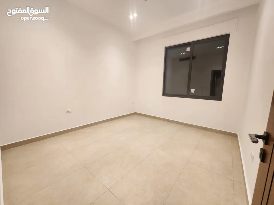 فيلا متلاصقة للبيع في عبدون - ref:14545