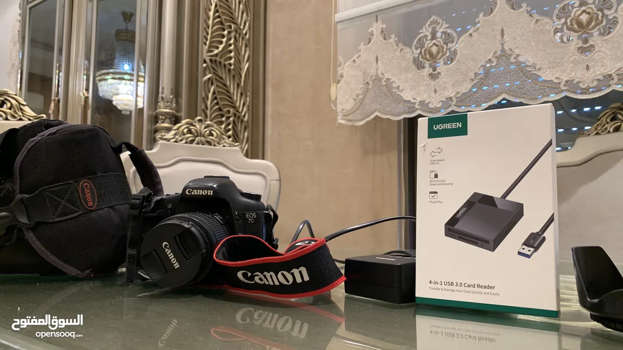 كاميرا Canon 7D مع كامل العده + Adapter للكمبيوتر مع عدسة 18-55lens السعر 280 قابل للتفاوض