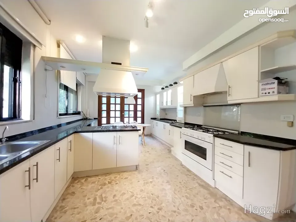 فيلا للايجار في عبدون  ( Property 33676 ) سنوي فقط