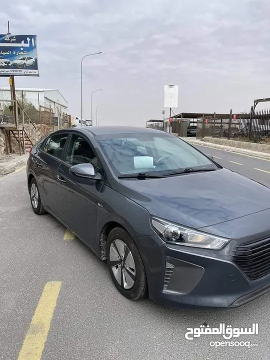 سيارة هونداي أيونك هايبرد بنزين وكهرباء  فحص كامل اقتصادية جداً موديل 2019 للبيع