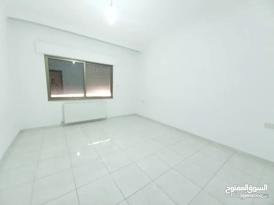 شقة للايجار في عبدون  ( Property 33904 ) سنوي فقط