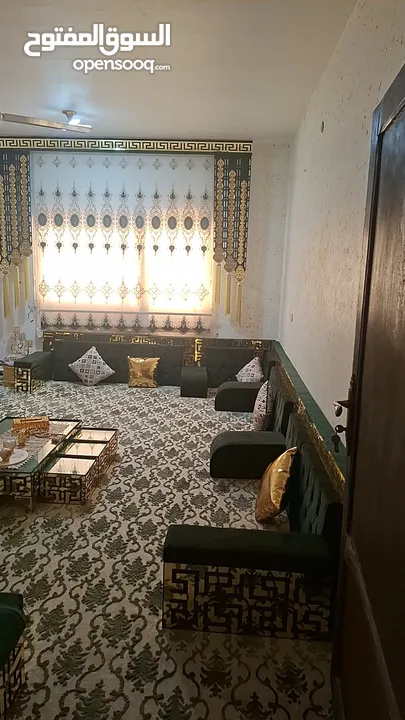 جلسه جلوس فخمه