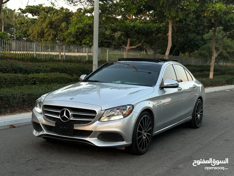 MARCEDS BENZ C300 2018