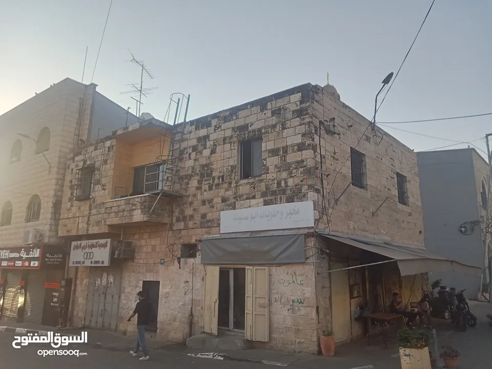 جلال ابو سنينة