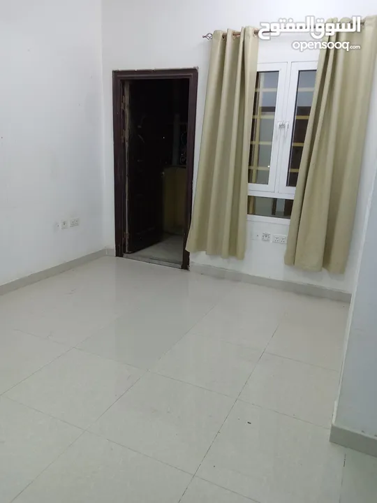 شقة الإيجار في قرية الخوض للعوائل appointment for rent in alkoudh village