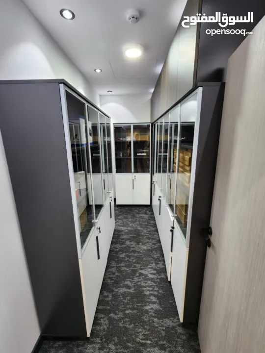مكتب تجاري فخم للبيع أو الإيجار