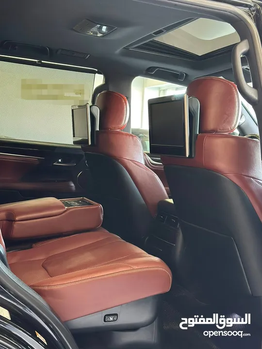Lexus LX570 2019