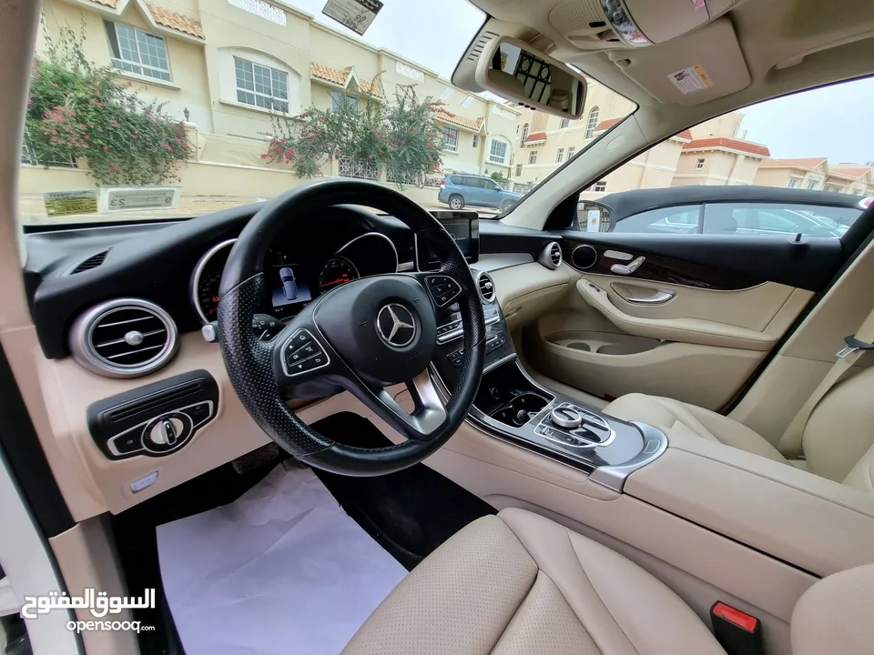 Mercedes Benz GLC 300 4MATIC  2018  Full Option