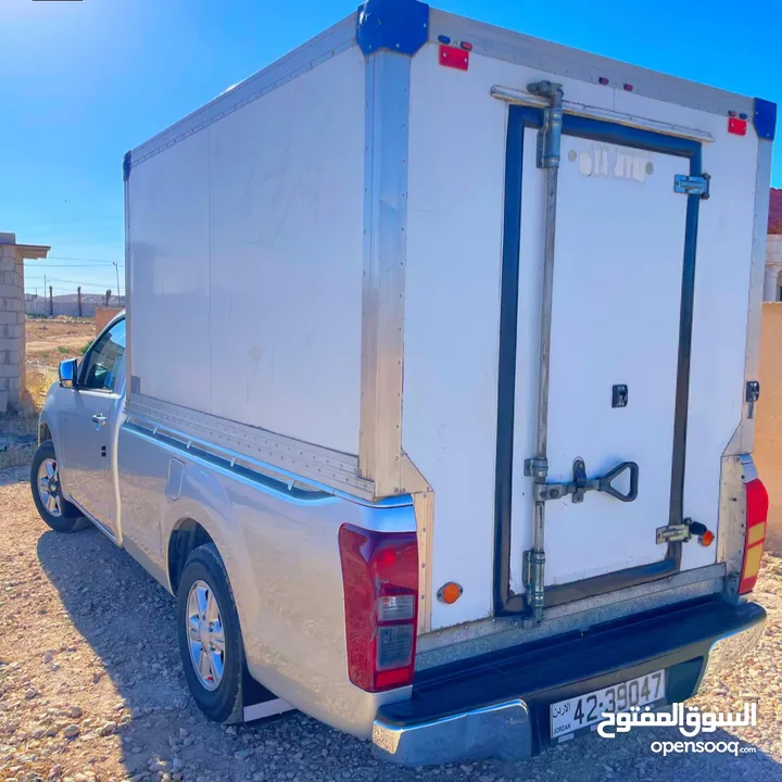 بيك اب ايسوزو 2015 + ثلاجة تبريد ISUZU D