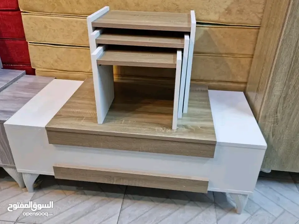 طاوله وسط مع سيرفيس