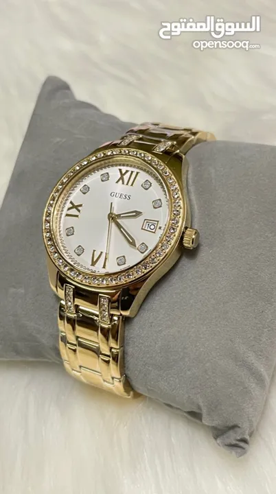 ساعة GUESS بسعر مغري ساعة غنية عن التعريف eye-catching / luxurious, stylish / fancy