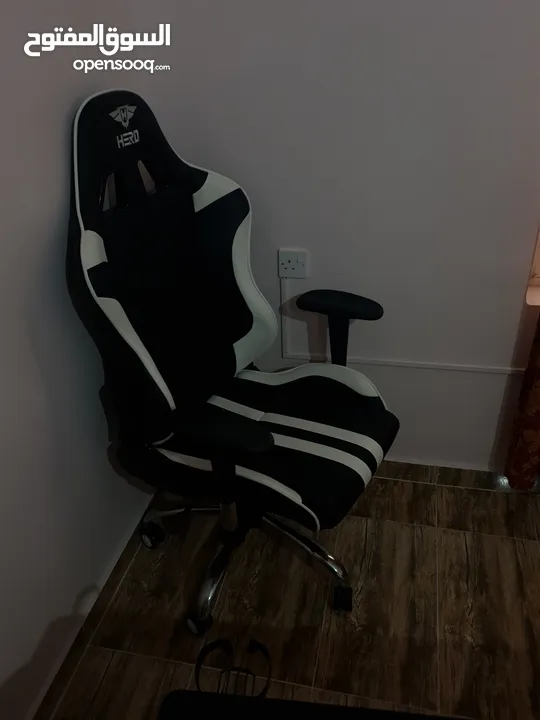 big gaming chair كرسي العاب كبير