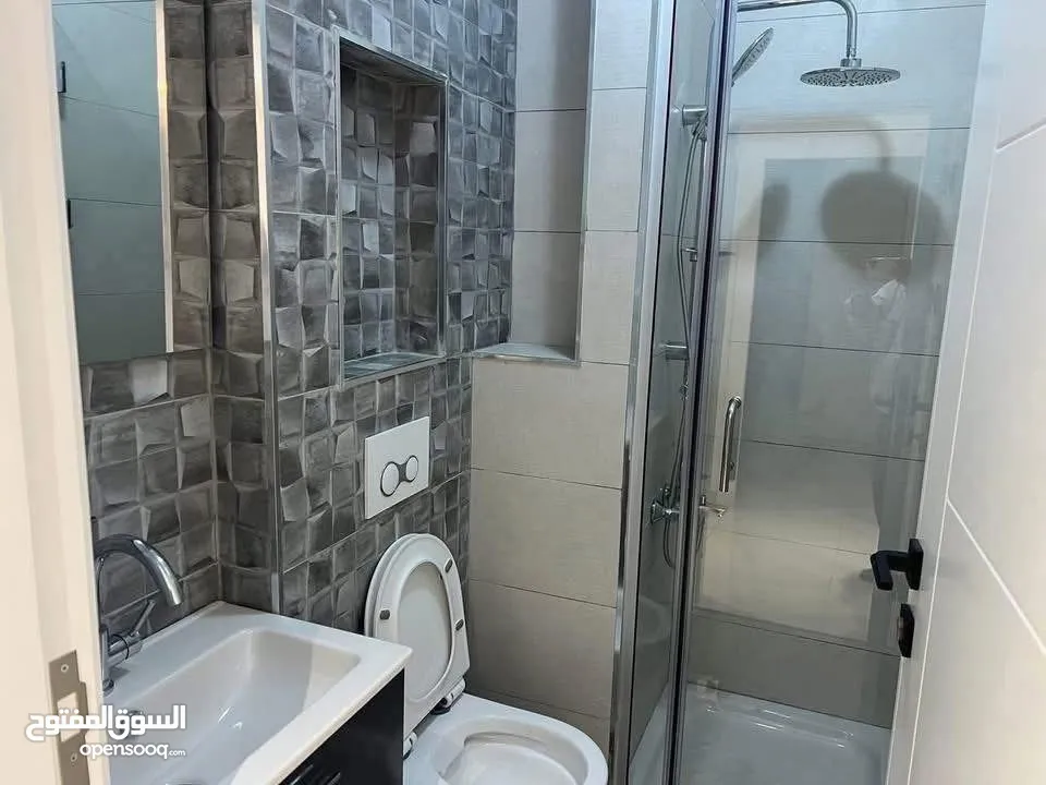 شقه فارغة ام تسكن من قبل في المصيون قرب برافو